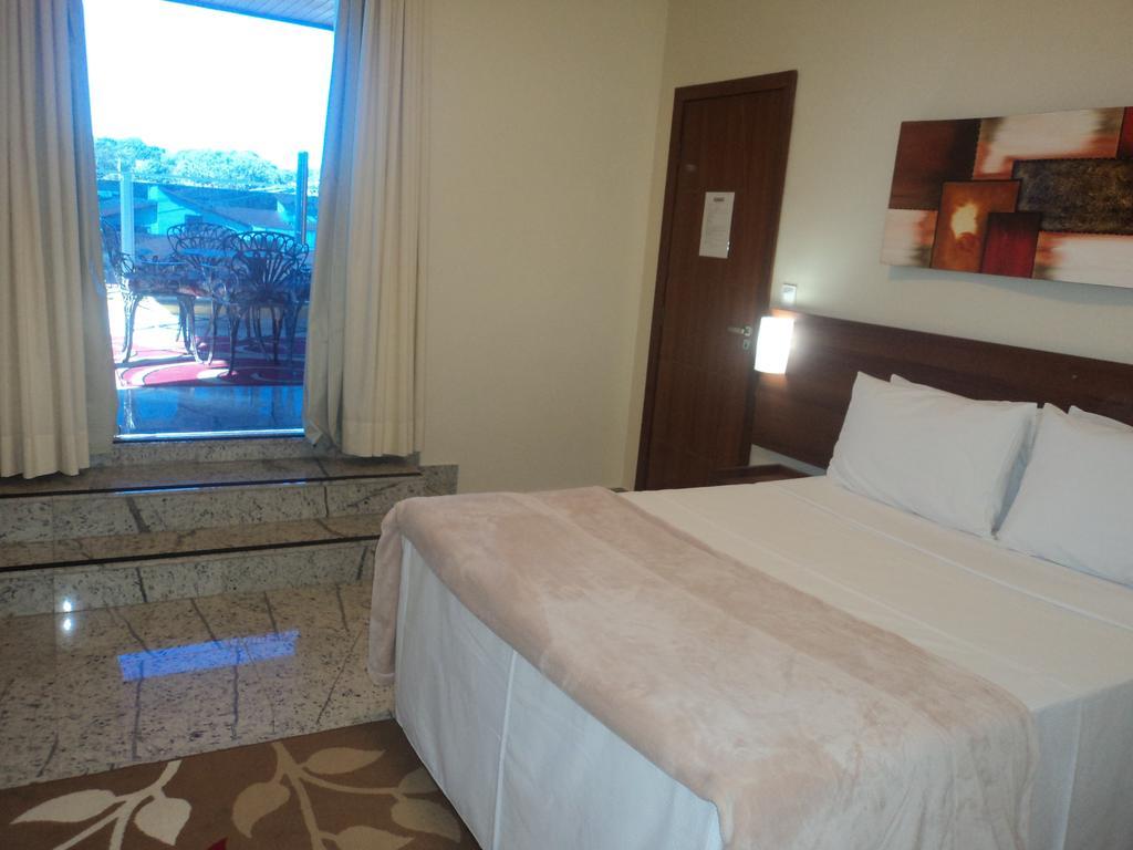Hotel Minas Pampulha Белу-Оризонті Номер фото