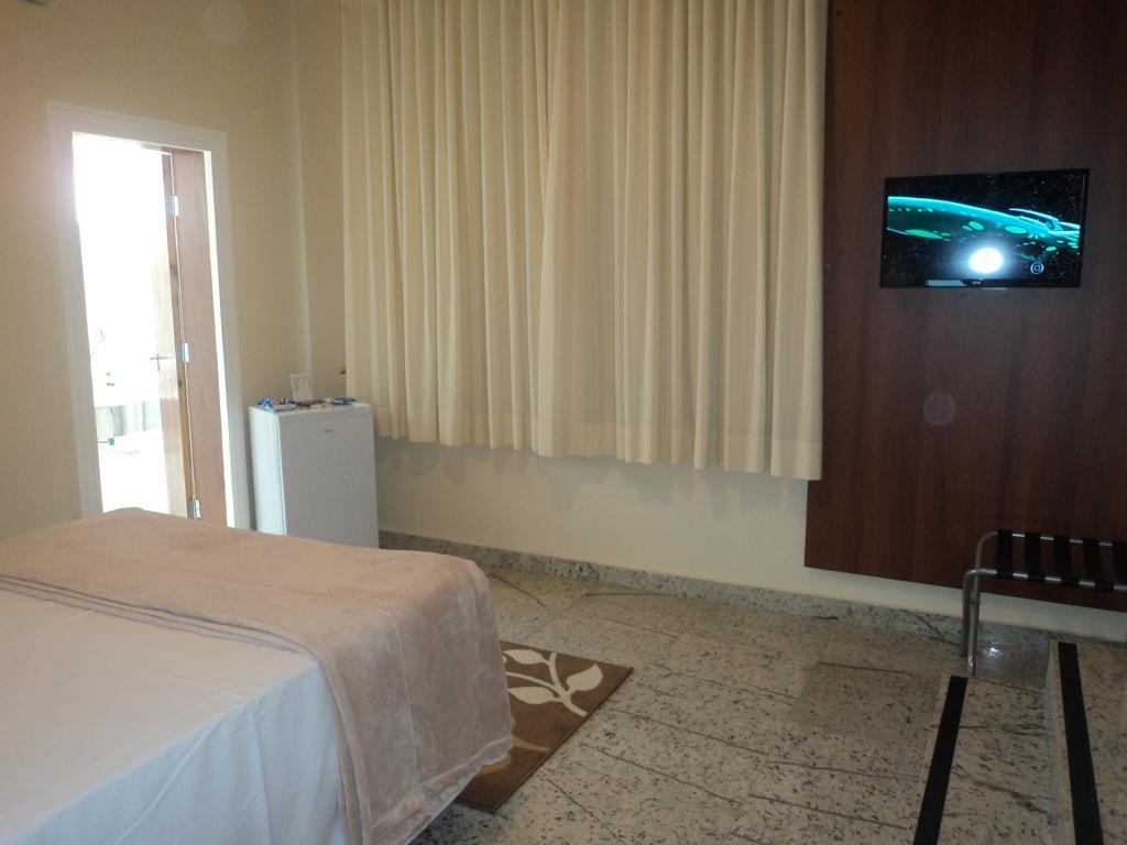 Hotel Minas Pampulha Белу-Оризонті Номер фото